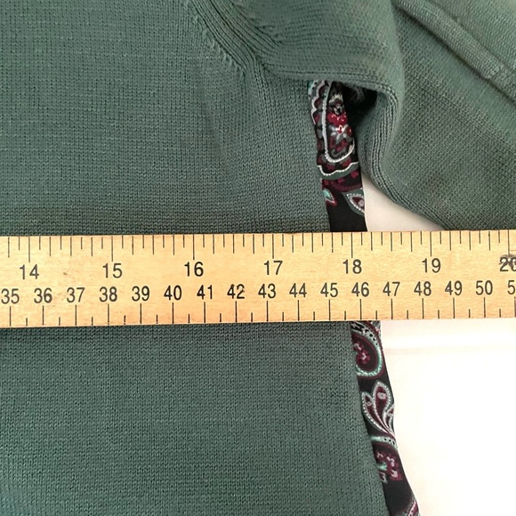 NWT 52 Seven Evergreen Crew Neck Sweater w/ Paisley Back High-Low Hem Size Med - Picture 9 of 16
